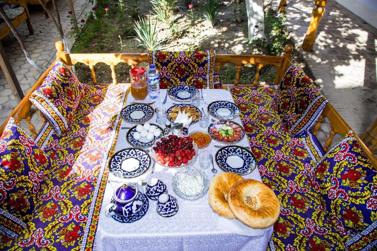 Hovli Poyon Hotel Bukhara Esterno foto