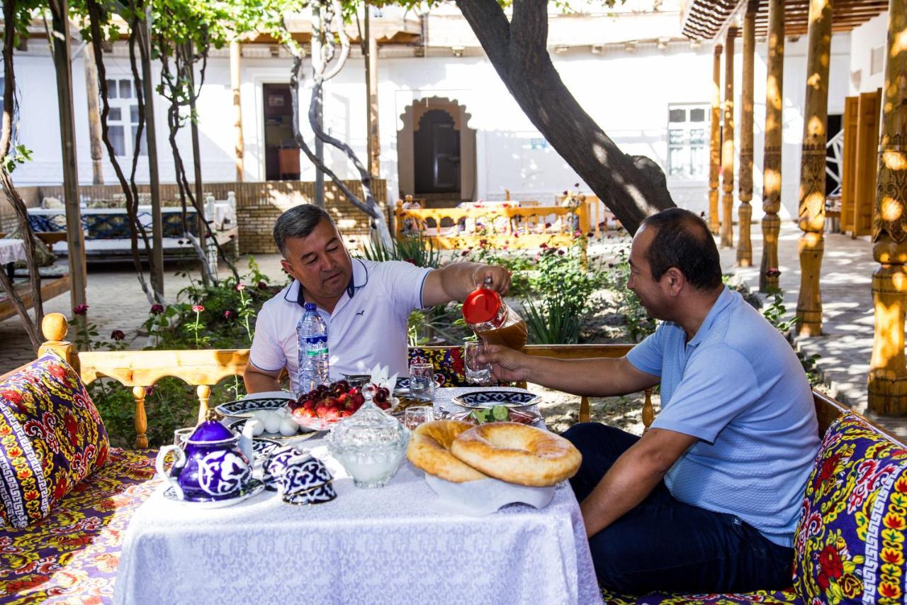 Hovli Poyon Hotel Bukhara Esterno foto
