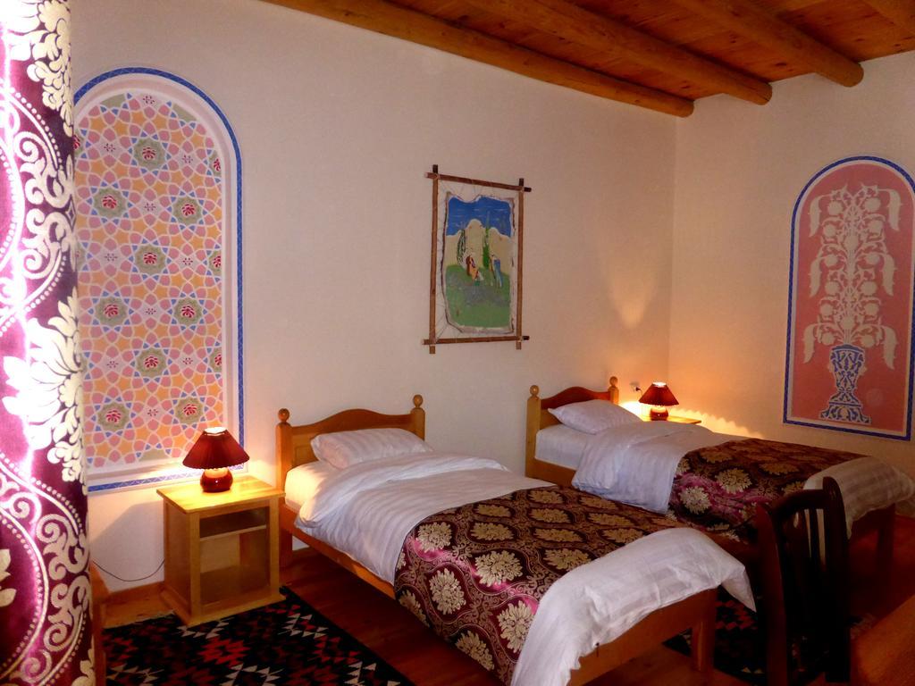 Hovli Poyon Hotel Bukhara Esterno foto