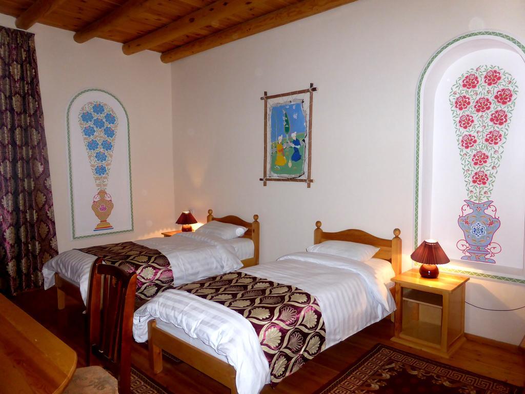 Hovli Poyon Hotel Bukhara Esterno foto