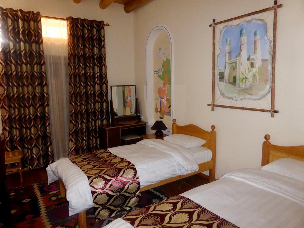 Hovli Poyon Hotel Bukhara Esterno foto