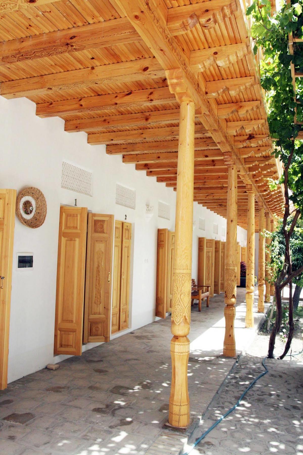 Hovli Poyon Hotel Bukhara Esterno foto