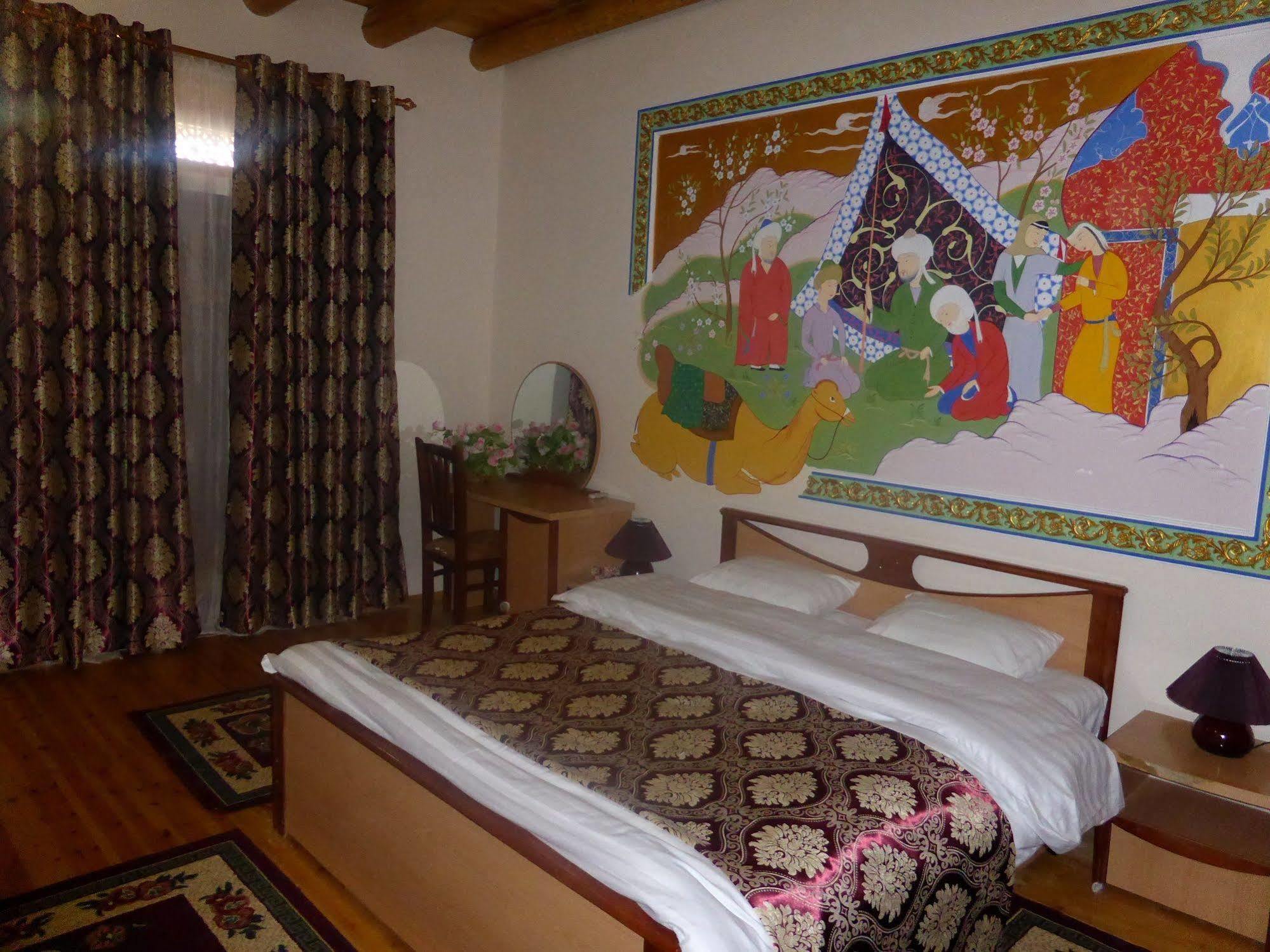 Hovli Poyon Hotel Bukhara Esterno foto